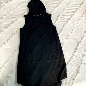 Papillon Black Hooded Long Sweatshirt with Kangaroo Pocket